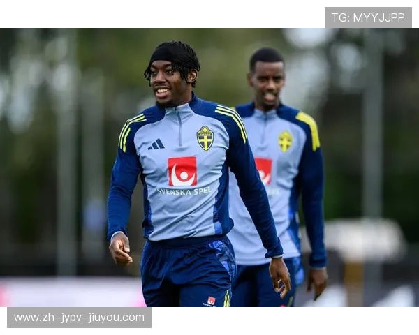 足球运动员的恢复训练与营养管理